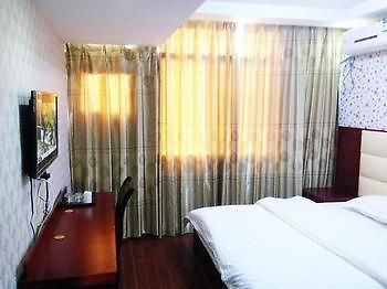 Liuzhou Jinqiao Business Hotel Exterior photo